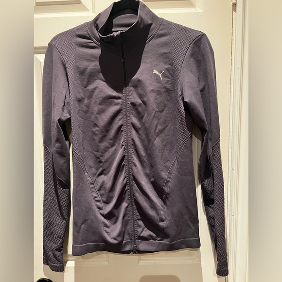 Puma Women’s M lightweight jacket - Picture 3 of 4